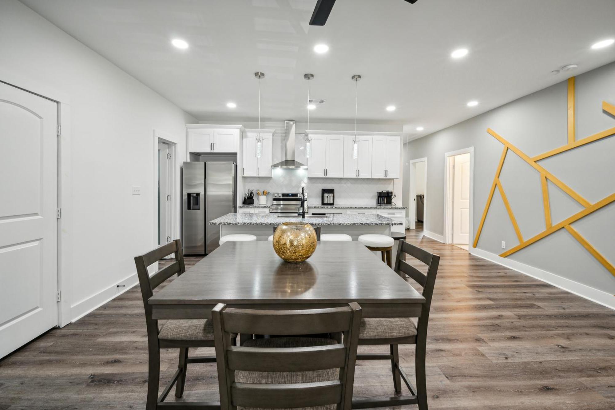 Centrally Located Home In Atlanta-10 Mins From Ga Aquarium, Mercedes Benz Stadium, & Much More Exterior photo